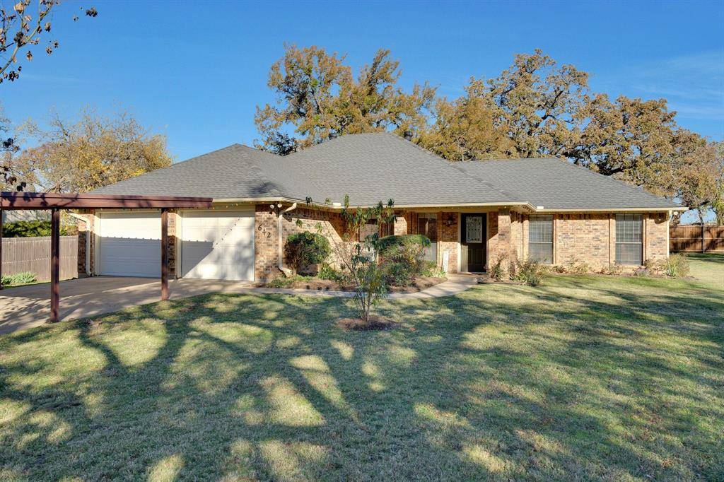 Pilot Point, TX 76258,642 W Aubrey Street