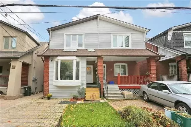 Toronto C10, ON M4S 1W2,261 Soudan AVE #Upper