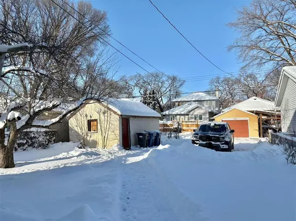 Winnipeg, MB R3M 0X4,1131 Corydon AVE