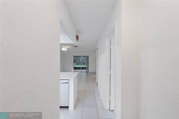 Delray Beach, FL 33484,14530 Lucy Dr  #14530