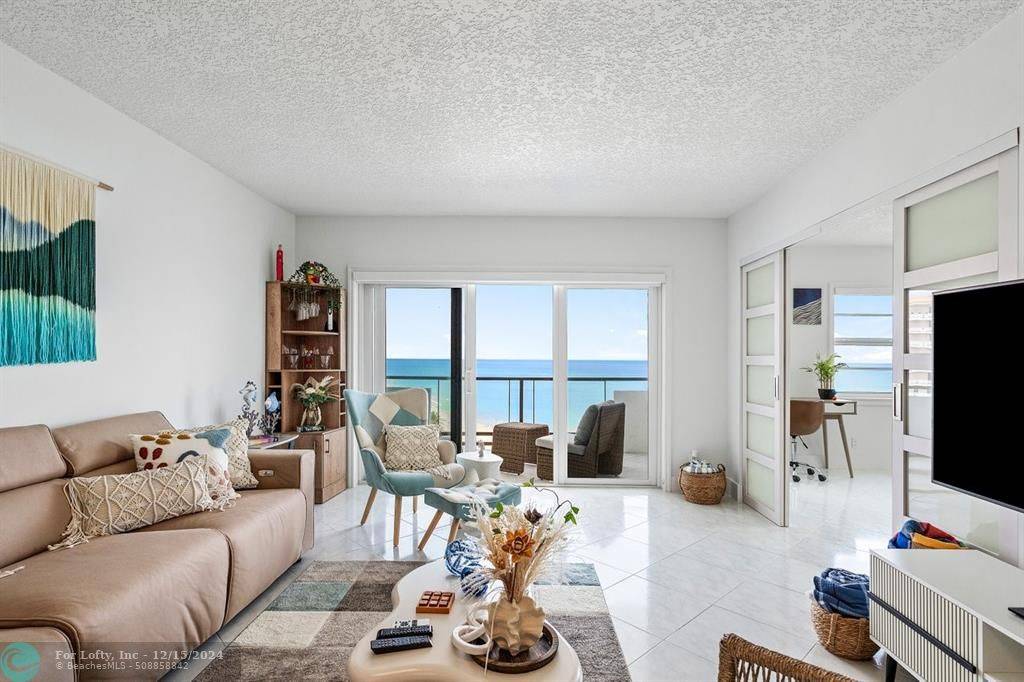 Lauderdale By The Sea, FL 33062,1500 S Ocean Blvd  #1403