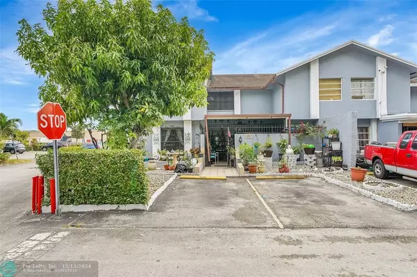 Hialeah Gardens, FL 33016,8092 NW 99th Ter  #2251