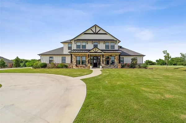 8038 Hencken Ranch Road, Fort Worth, TX 76126