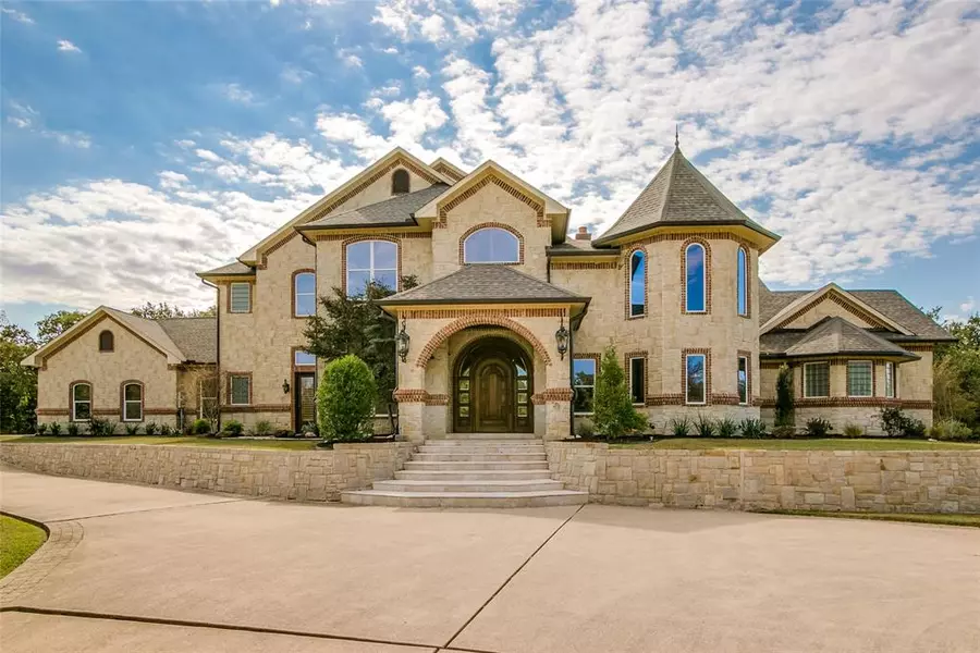 2401 Dove Road, Grapevine, TX 76051