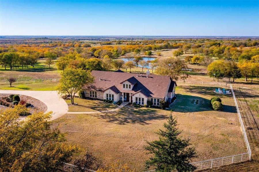 619 Mackey Road, Gunter, TX 75058