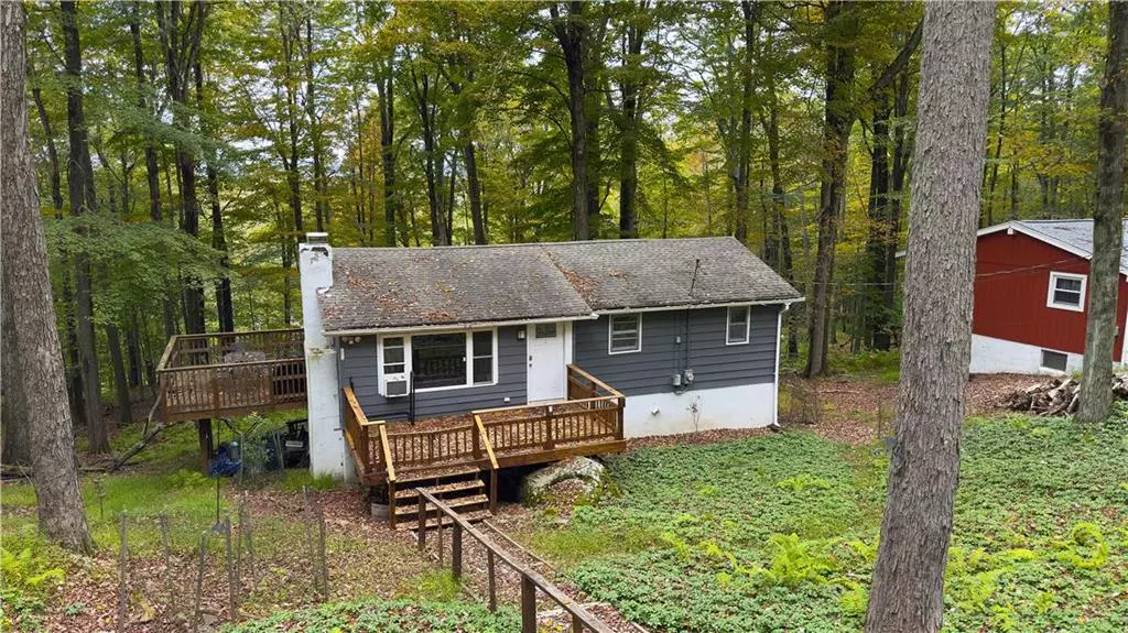 168 Ski Trail, Tobyhanna Twp, PA 18347