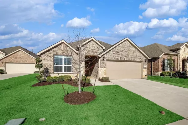 2213 Olivia Lane, Little Elm, TX 75068