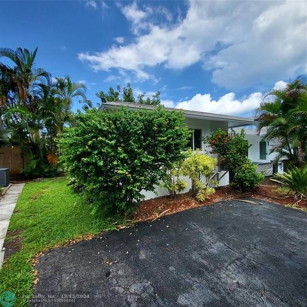 Fort Lauderdale, FL 33311,809 NW 30th Ct  #811A