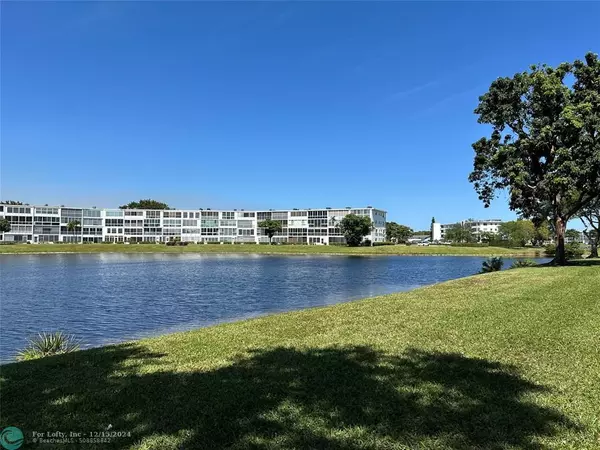 Deerfield Beach, FL 33442,2067 Harwood  #E