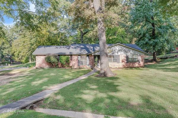 Haughton, LA 71037,8621 Woodfox Circle