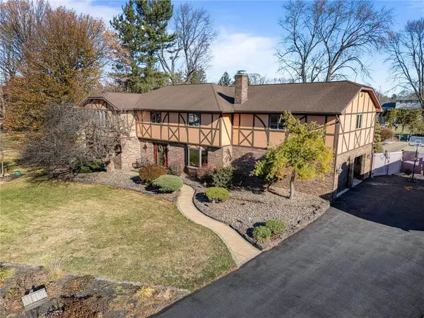 Palmer Twp, PA 18045,3417 Bridlepath Road