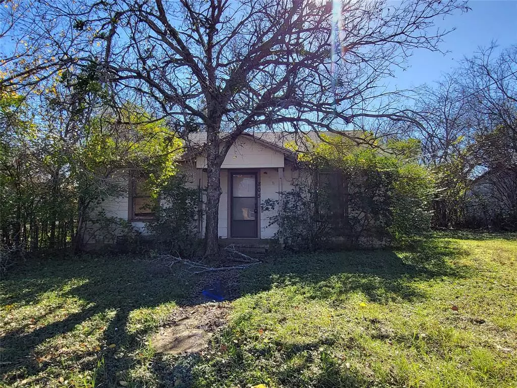 Alvarado, TX 76009,805 W Atchley Avenue