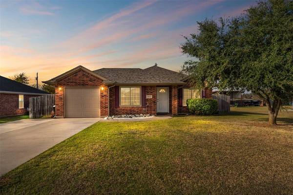 Rio Vista, TX 76093,503 Mesquite Drive