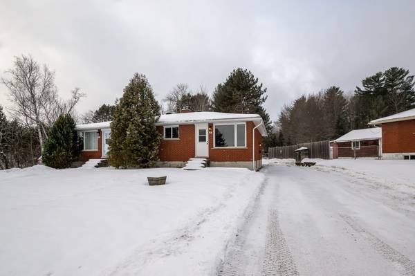 89 & 91 Brumm RD, Petawawa, ON K8A 7G6