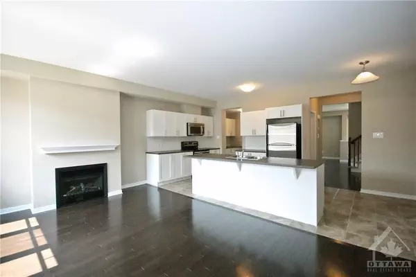 Barrhaven, ON K2J 5Y7,234 LONGFIELDS DR