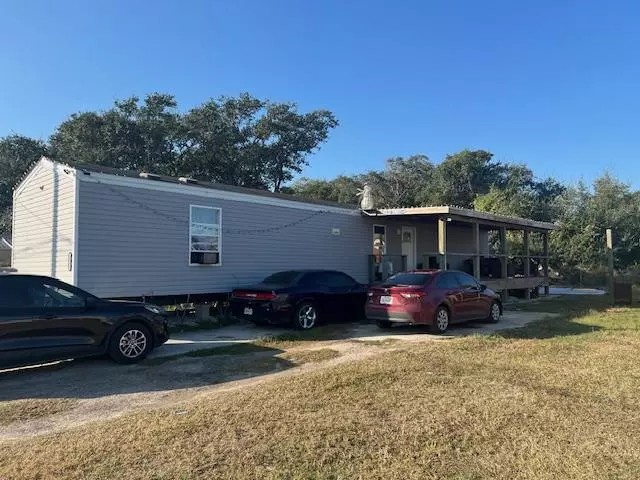 Rockport, TX 78382,1221 Litron