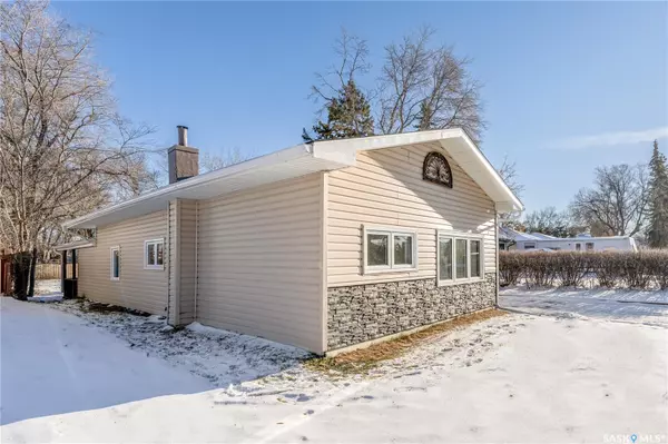 Moose Jaw, SK S6H 4B9,1317 Connaught AVENUE