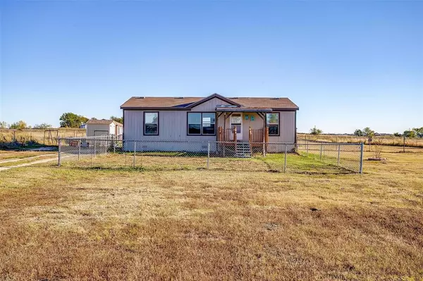 721 Lathem Boulevard, Venus, TX 76084