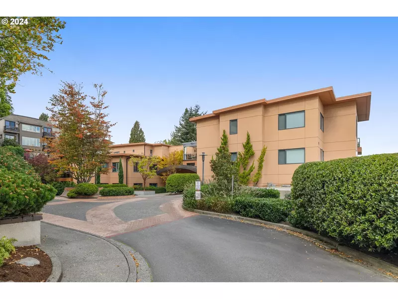 778 NW WESTOVER SQ #2, Portland, OR 97210