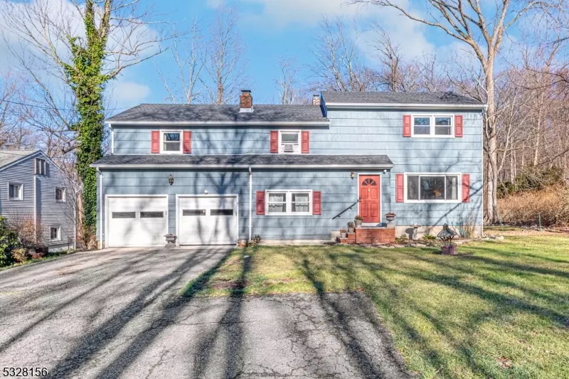 31 Mountain Cir, West Milford Twp., NJ 07480