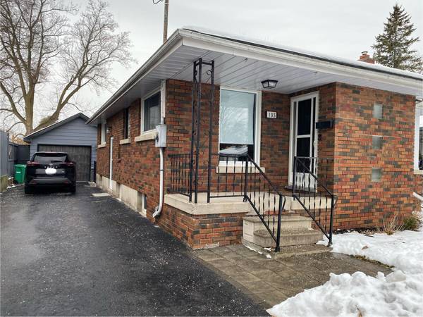 193 Benson AVE, Peterborough, ON K9H 5Y6