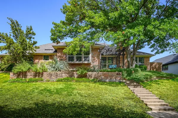 709 Robin Drive, Rockwall, TX 75087