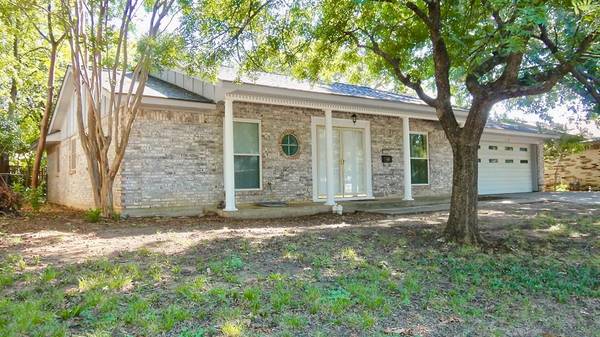 Euless, TX 76039,308 Sixpence Lane