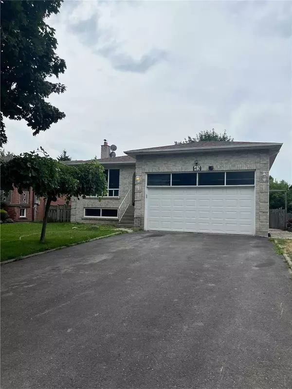 43 Moore ST, Brampton, ON L6X 1V2