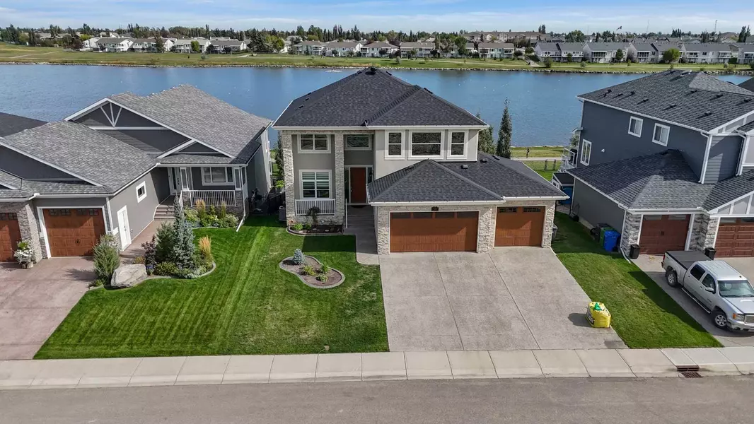 43 Lakes Estates CIR, Strathmore, AB T1P 0B6