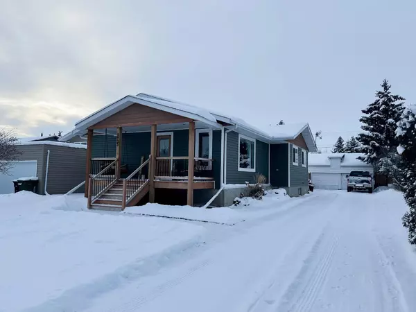 5935 53 AVE, Vermilion, AB T9X1X3