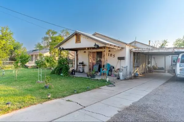 1105 S Doris Ave, Monahans, TX 79756