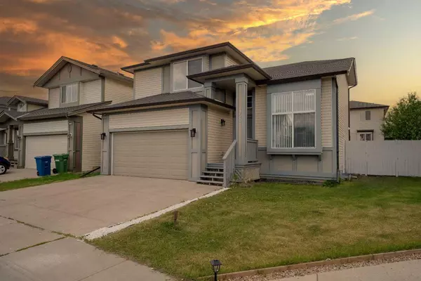 Airdrie, AB T4B0K5,250 Luxstone RD Southwest