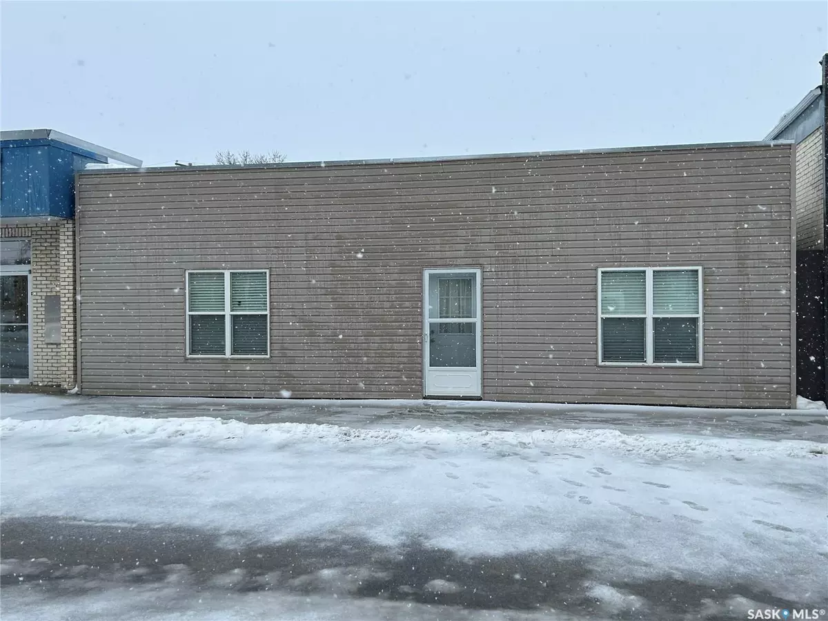 Grenfell, SK S0G 2B0,732 Desmond STREET