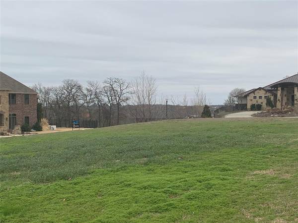 2205 Post Oak Trail, Corinth, TX 76210