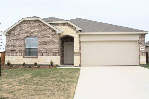 2001 Ensor Drive, Little Elm, TX 75068