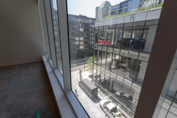 600 1281 HORNBY STREET Vancouver, BC V6Z 1W2