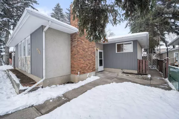 Calgary, AB T2A2A3,4526 Fordham CRES SE