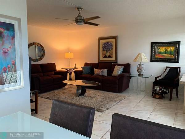 Deerfield Beach, FL 33442,485 Grantham F  #485