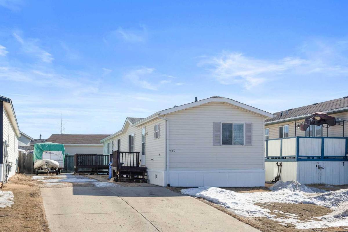 Fort Mcmurray, AB T9H 5K5,272 Palomino Close