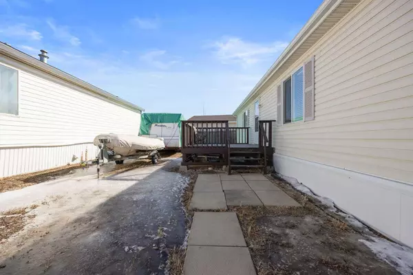 Fort Mcmurray, AB T9H 5K5,272 Palomino Close