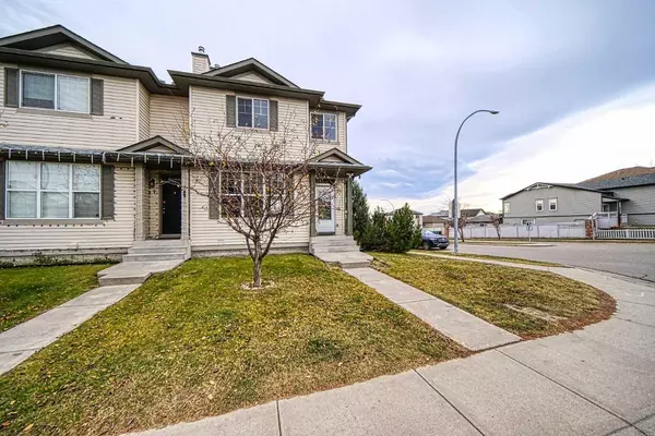 Calgary, AB T3K 6B2,3 Covemeadow Close NE