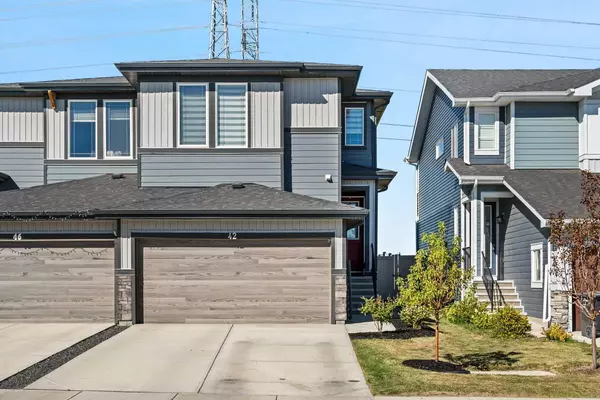 42 Waterford RD, Chestermere, AB T1X 2M7