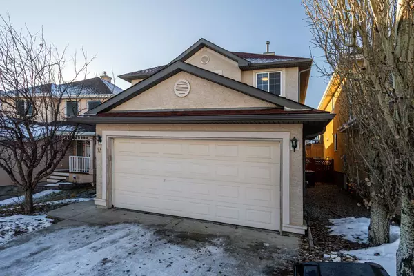 Calgary, AB T3A 6A8,13 Edgeridge Mews NW