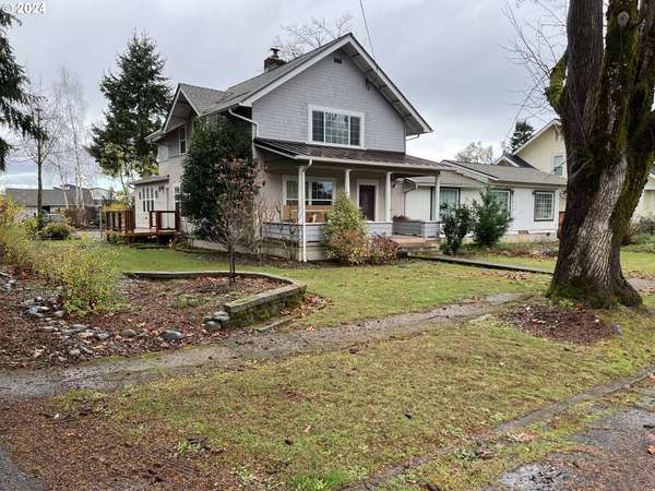 275 N 6TH ST, Creswell, OR 97426