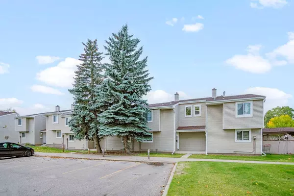 3032 Rundleson RD NE #34, Calgary, AB T1Y 3Z6