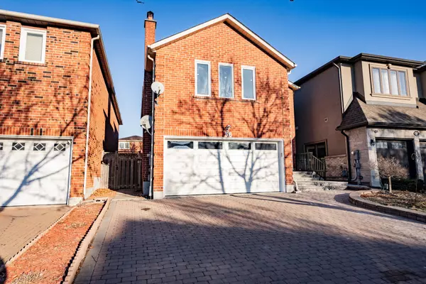 Vaughan, ON L4J 5P3,36 Pinewood DR