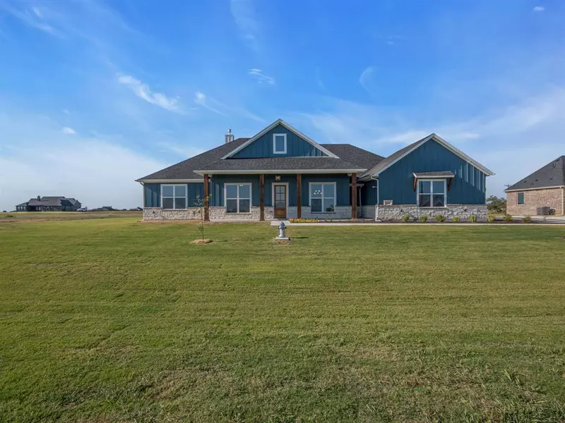 611 N Armstrong Road, Venus, TX 76084