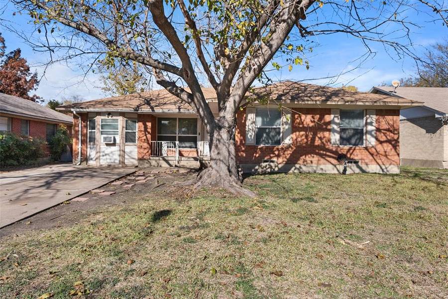 2625 Maverick Avenue, Dallas, TX 75228