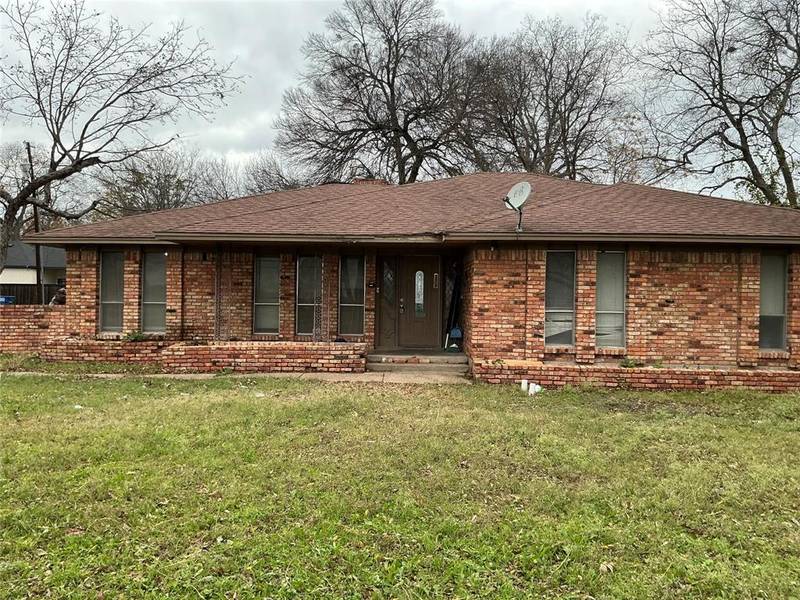 1115 W Main Street, Lancaster, TX 75146