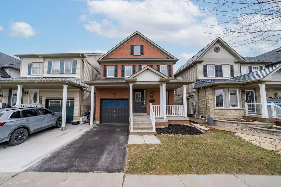 10 Burwell ST, Whitby, ON L1R 0B6